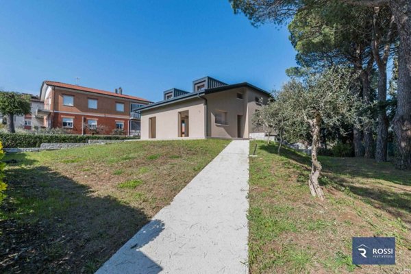 casa indipendente in vendita a Verucchio in zona Villa Verucchio