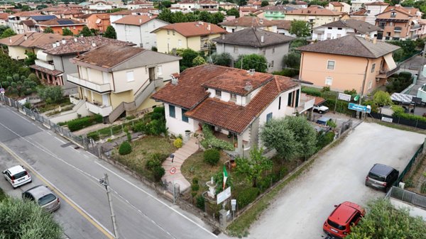 casa indipendente in vendita a Verucchio in zona Villa Verucchio