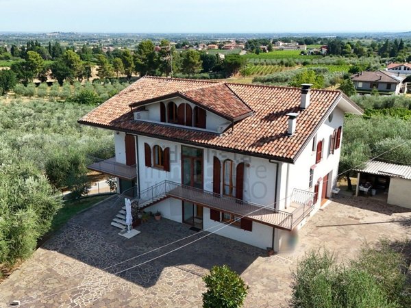 casa indipendente in vendita a Verucchio in zona Villa Verucchio