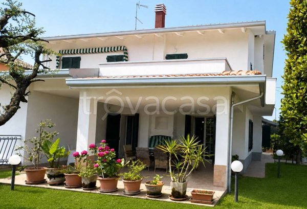 casa indipendente in vendita a Verucchio in zona Villa Verucchio