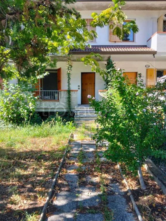 casa indipendente in vendita a Verucchio in zona Villa Verucchio