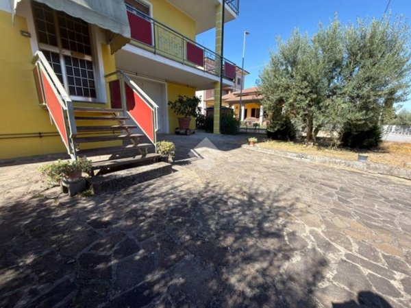 casa indipendente in vendita a Verucchio in zona Villa Verucchio