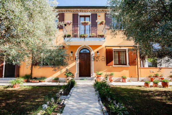 casa indipendente in vendita a Verucchio in zona Ponte Verucchio