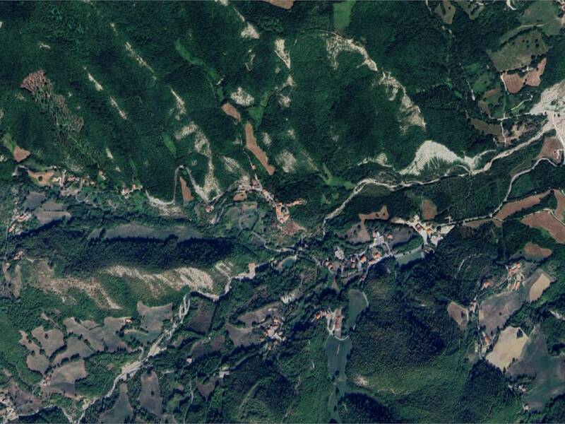 terreno edificabile in vendita a Casteldelci