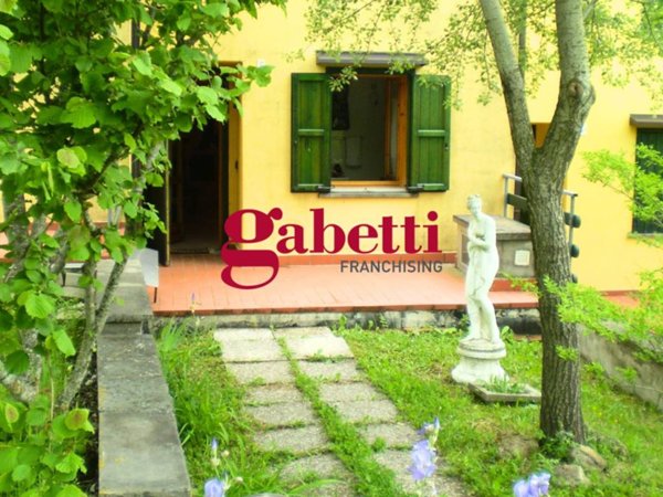 casa indipendente in vendita a Casteldelci