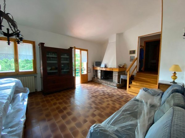 casa indipendente in vendita a Casteldelci