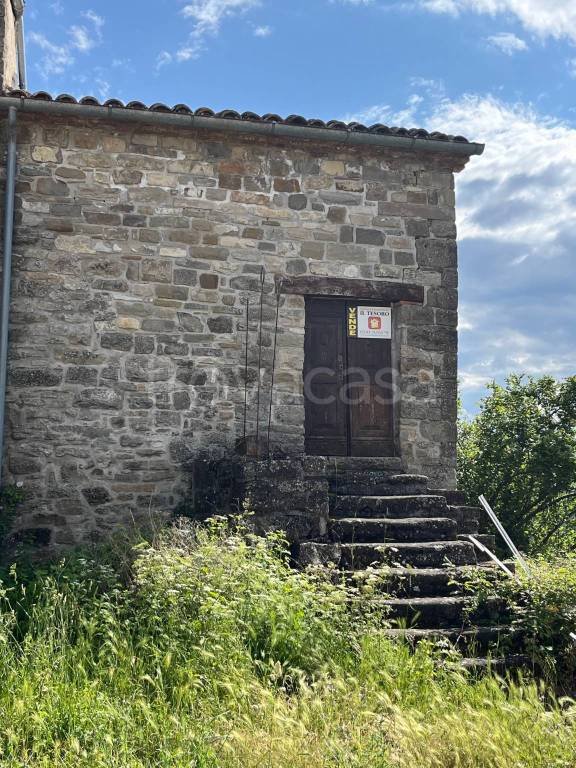 casa indipendente in vendita a Maiolo