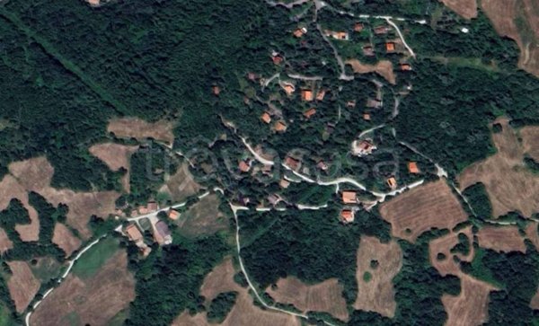 casa indipendente in vendita a Maiolo