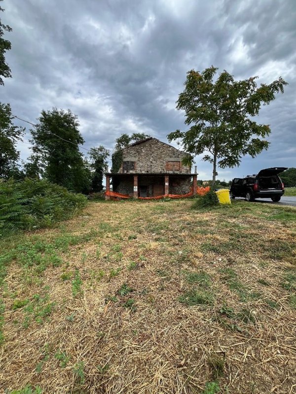 casa indipendente in vendita a Maiolo