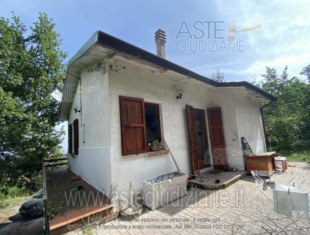 casa indipendente in vendita a Maiolo