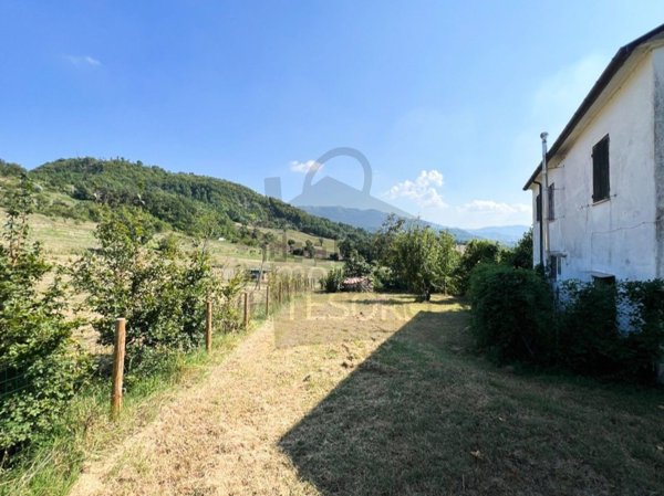 casa semindipendente in vendita a Maiolo