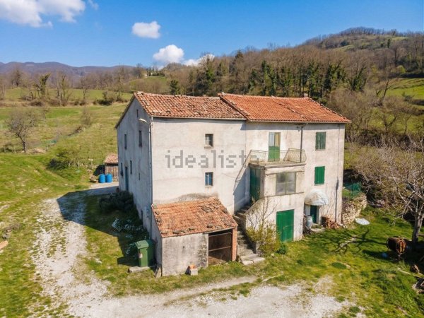 casa indipendente in vendita a Maiolo in zona Santa Maria