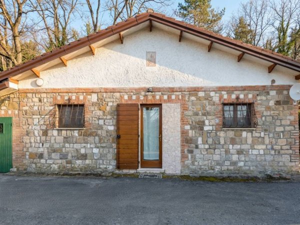 casa indipendente in vendita a Maiolo