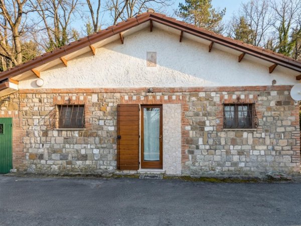 casa indipendente in vendita a Maiolo