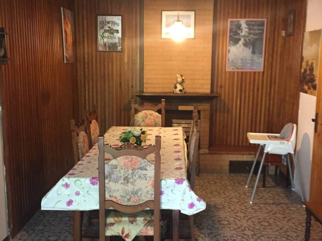 casa indipendente in vendita a Maiolo in zona Serra