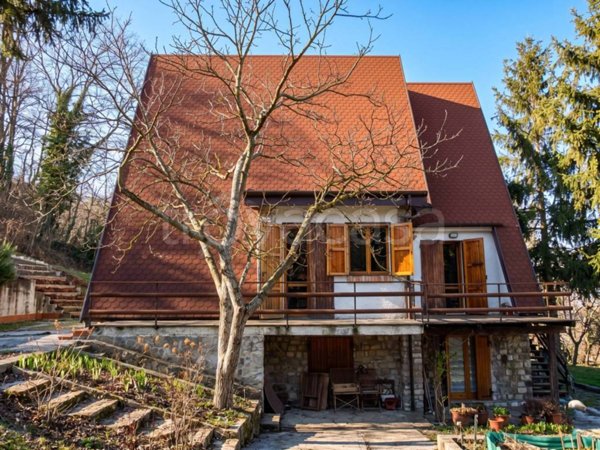 casa indipendente in vendita a Maiolo