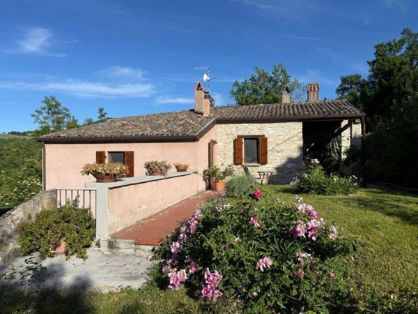 casa indipendente in vendita a Maiolo