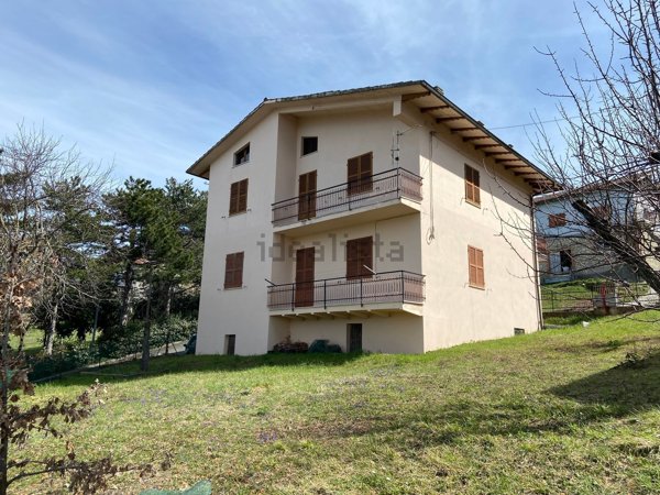 casa indipendente in vendita a Maiolo in zona Serra