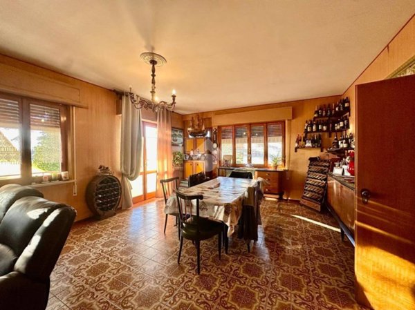 casa indipendente in vendita a Maiolo in zona Serra