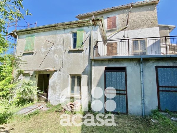 casa indipendente in vendita a Novafeltria in zona Perticara