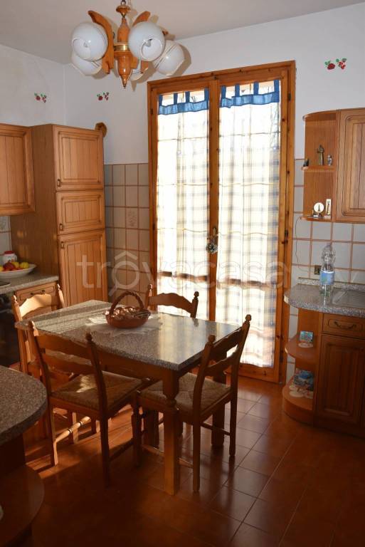 casa indipendente in vendita a Novafeltria