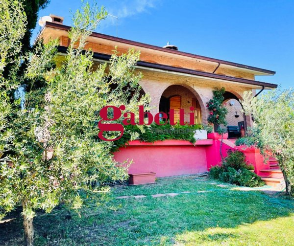 casa indipendente in vendita a Novafeltria