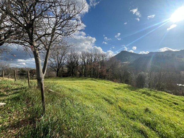 terreno edificabile in vendita a Novafeltria
