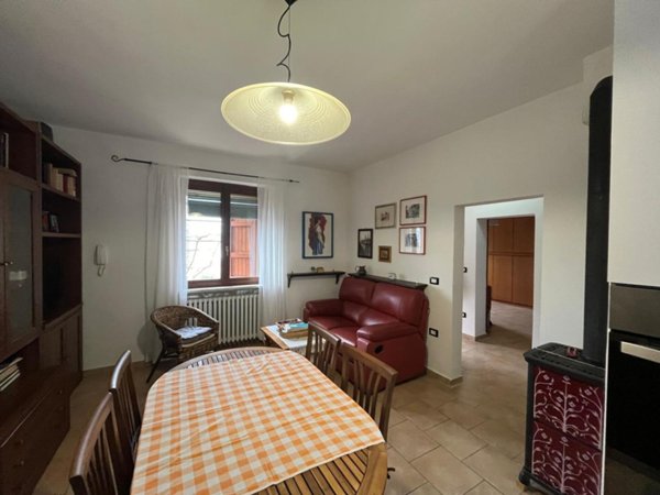 casa indipendente in vendita a Novafeltria in zona Perticara