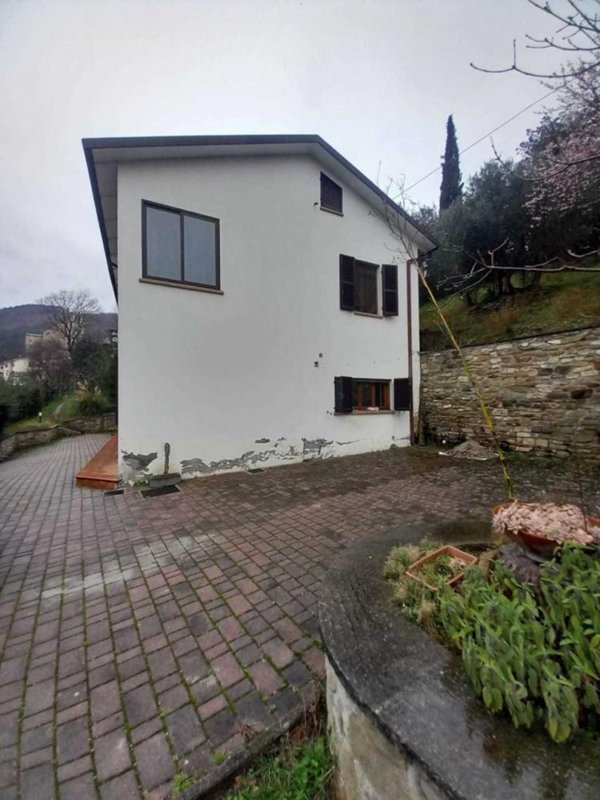 casa indipendente in vendita a Novafeltria