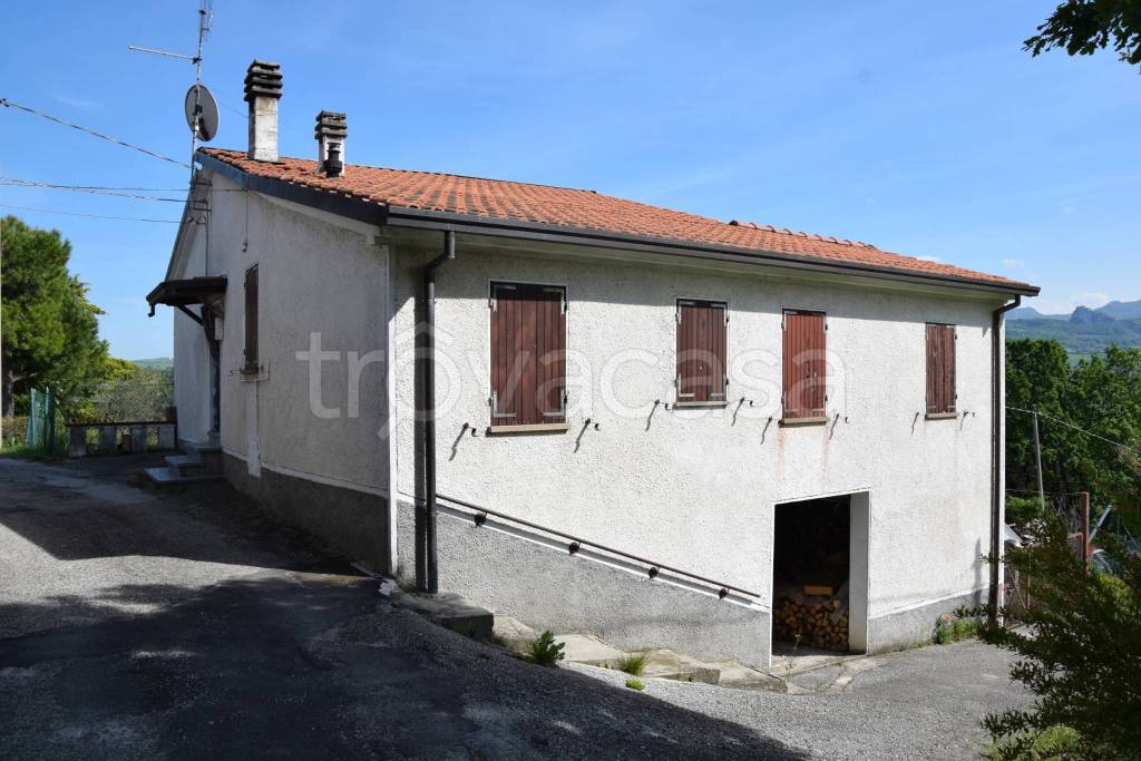 casa indipendente in vendita a Novafeltria
