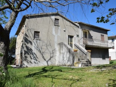 casa indipendente in vendita a Novafeltria