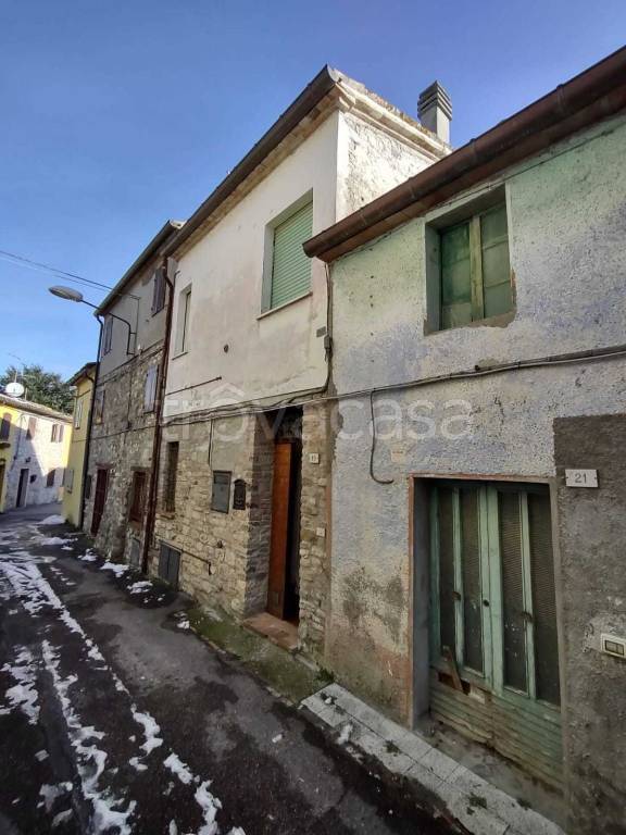 casa indipendente in vendita a Novafeltria