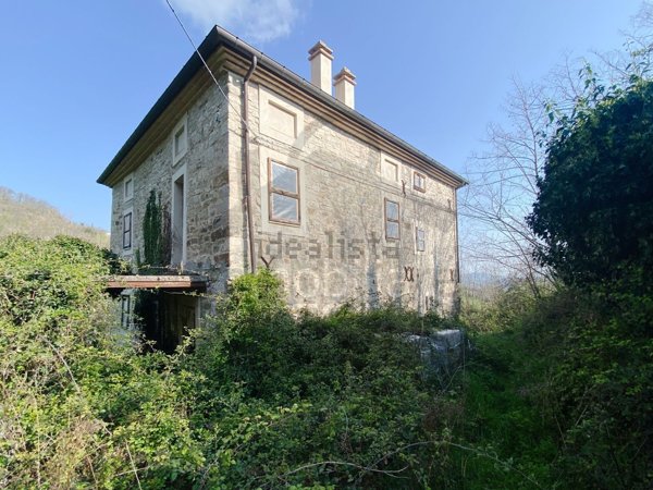 casa indipendente in vendita a Novafeltria in zona Libiano