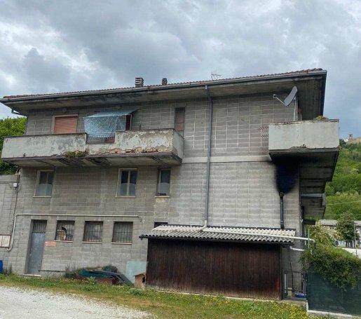 negozio in vendita a Novafeltria