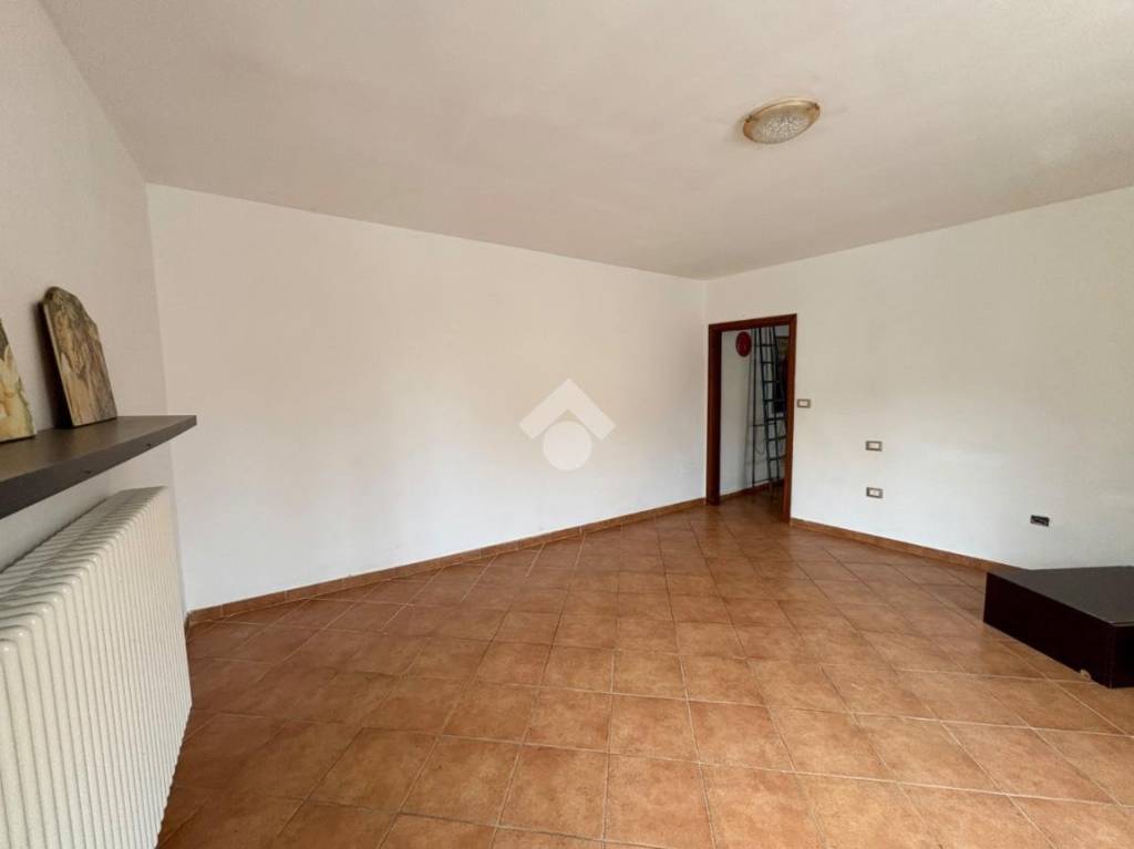 casa indipendente in vendita a Novafeltria
