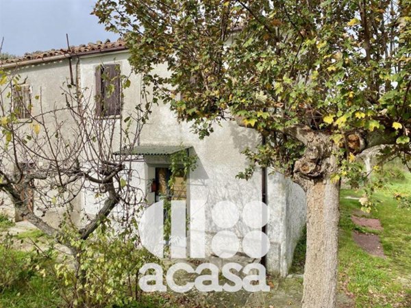 casa indipendente in vendita a Novafeltria in zona Perticara