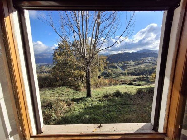 casa indipendente in vendita a Novafeltria in zona Perticara