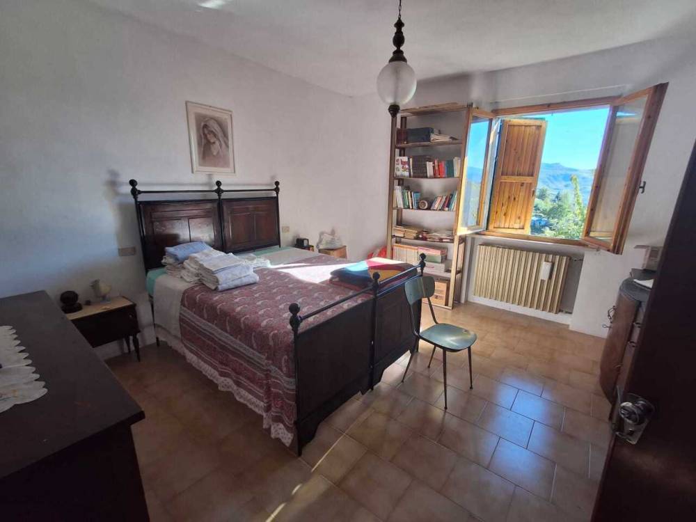 casa indipendente in vendita a Novafeltria in zona Perticara