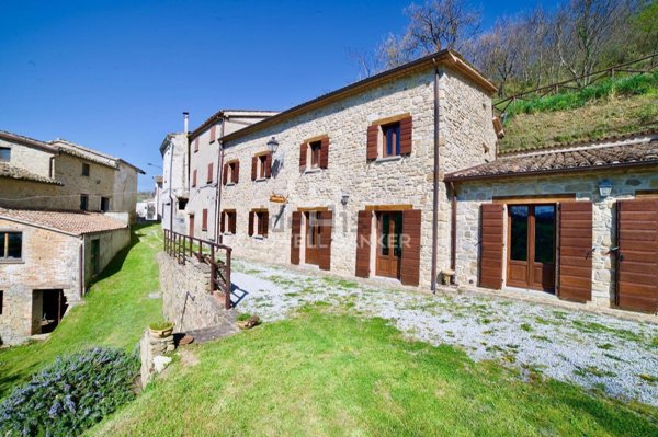 casale in vendita a Novafeltria