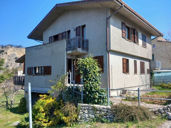 appartamento in vendita a Novafeltria in zona Perticara