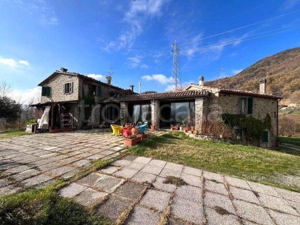 casa indipendente in vendita a Novafeltria