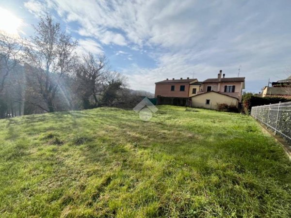 terreno edificabile in vendita a Novafeltria