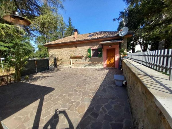 casa indipendente in vendita a Novafeltria in zona Perticara