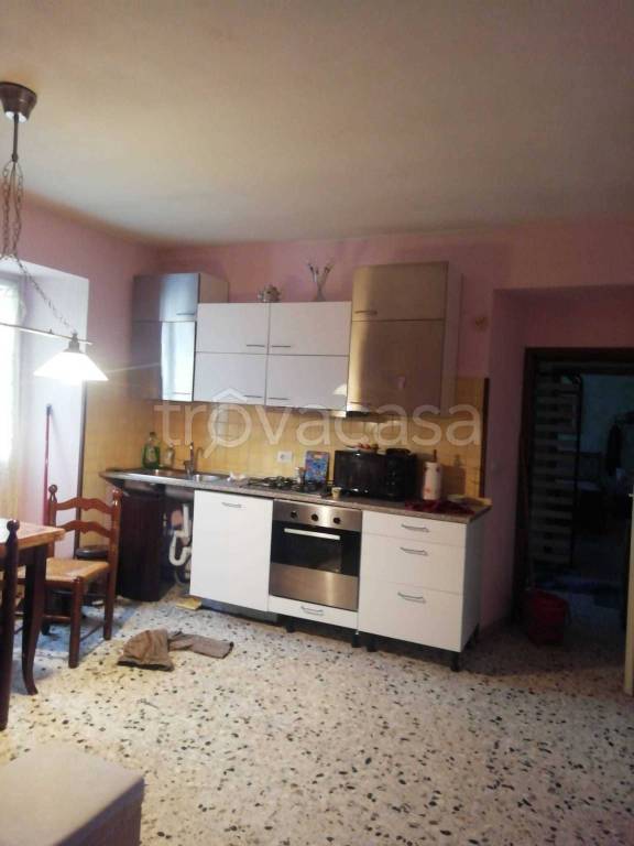 appartamento in vendita a Novafeltria in zona Secchiano Marecchia