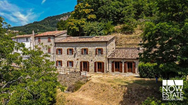 casale in vendita a Novafeltria in zona Sartiano