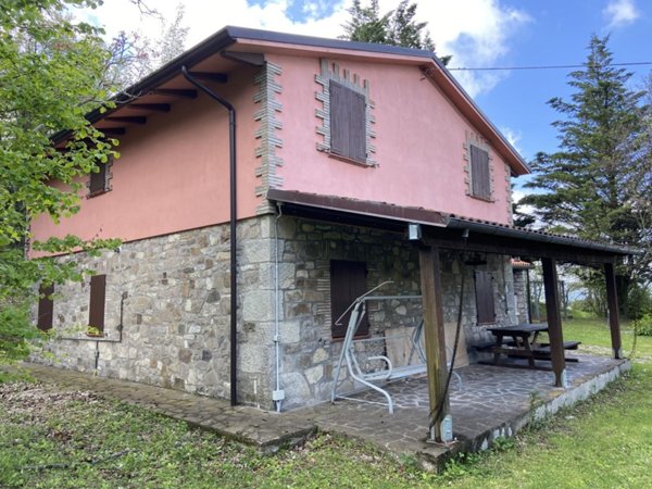 casa indipendente in vendita a Pennabilli