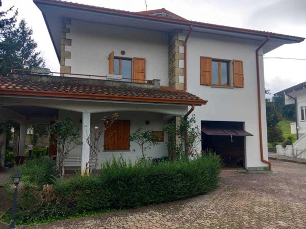 casa indipendente in vendita a Pennabilli in zona Maciano