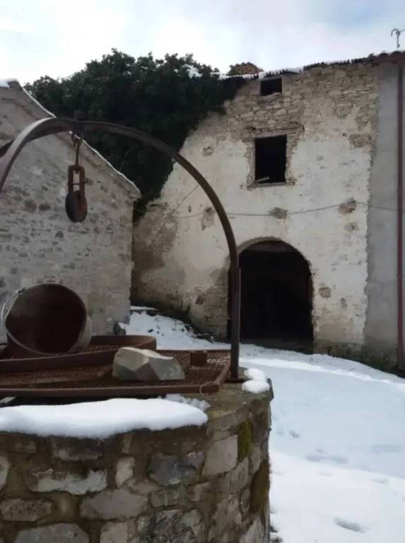 casa indipendente in vendita a Pennabilli