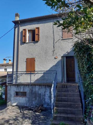 casa indipendente in vendita a Pennabilli in zona Maciano