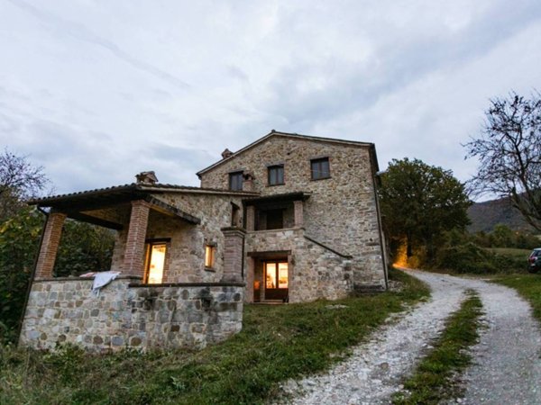 casa indipendente in vendita a Pennabilli